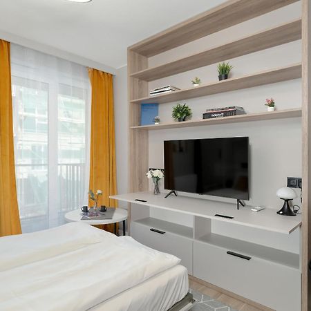 Nadolnik Studio Apartments With Balcony & Ac By Rent Like Home Poznań Exterior foto